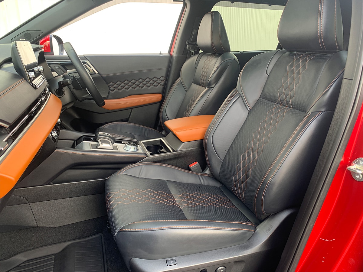 2023 Mitsubishi Outlander PHEV Exceed