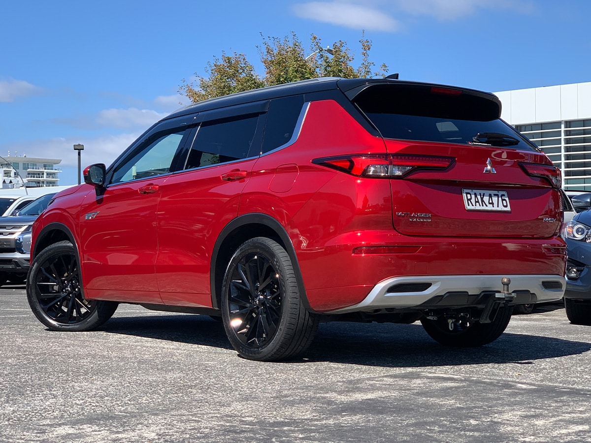 2023 Mitsubishi Outlander PHEV Exceed