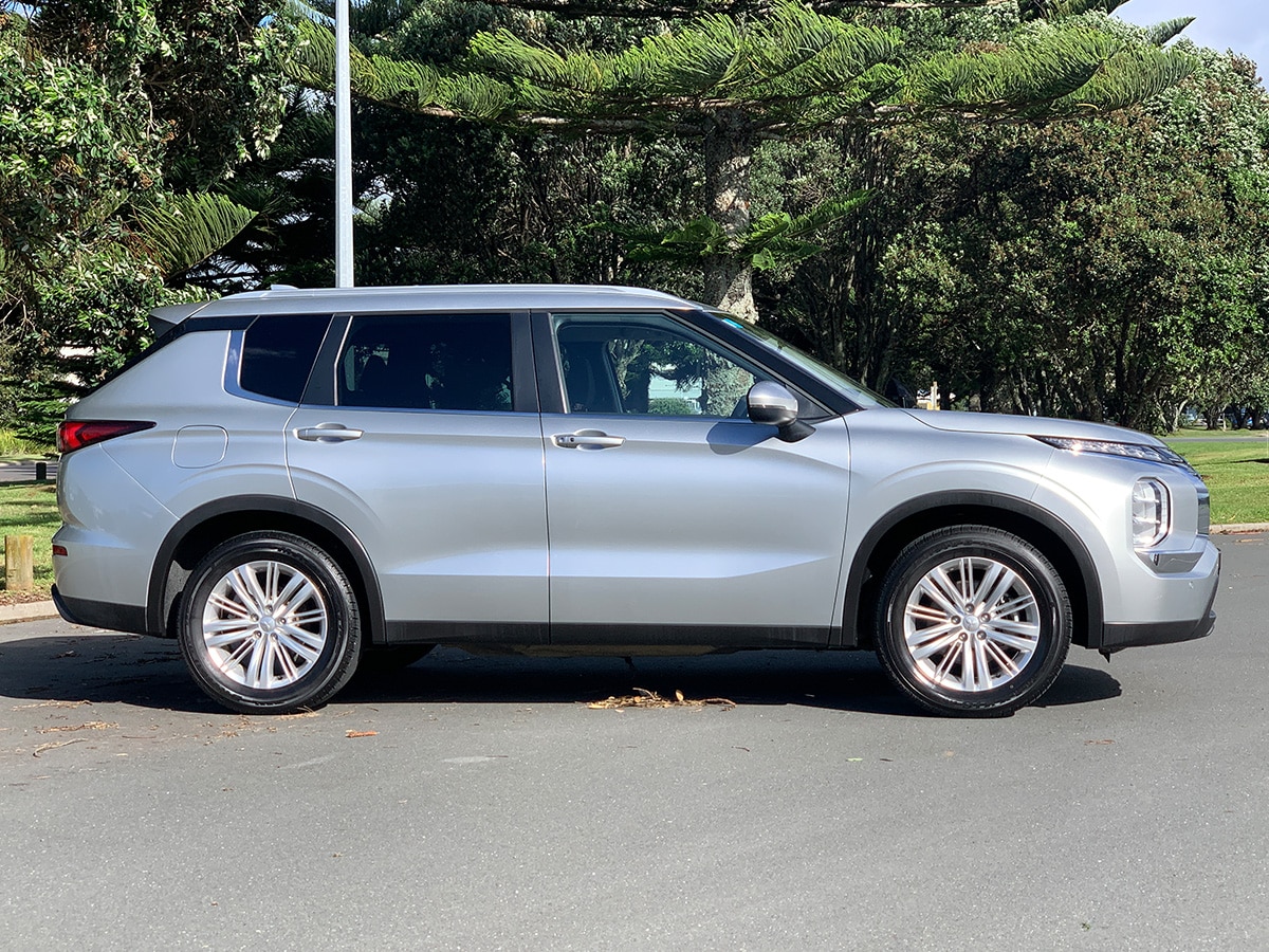 2023 Mitsubishi Outlander LS 4WD 2.5L Petrol Auto