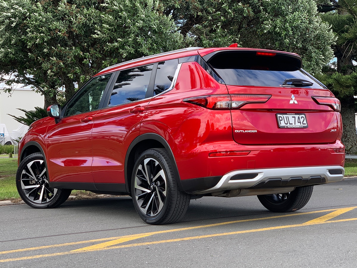 2023 Mitsubishi Outlander XLS 4WD 7 Seater 2.5L Petrol Auto