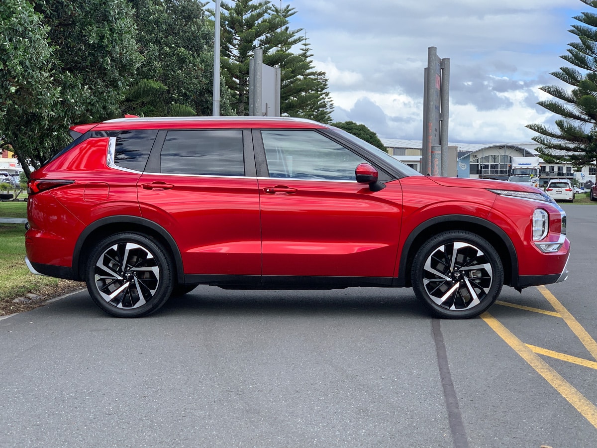2023 Mitsubishi Outlander XLS 4WD 7 Seater 2.5L Petrol Auto