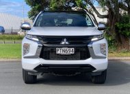 2023 Mitsubishi Pajero Sport VRX Black Edition