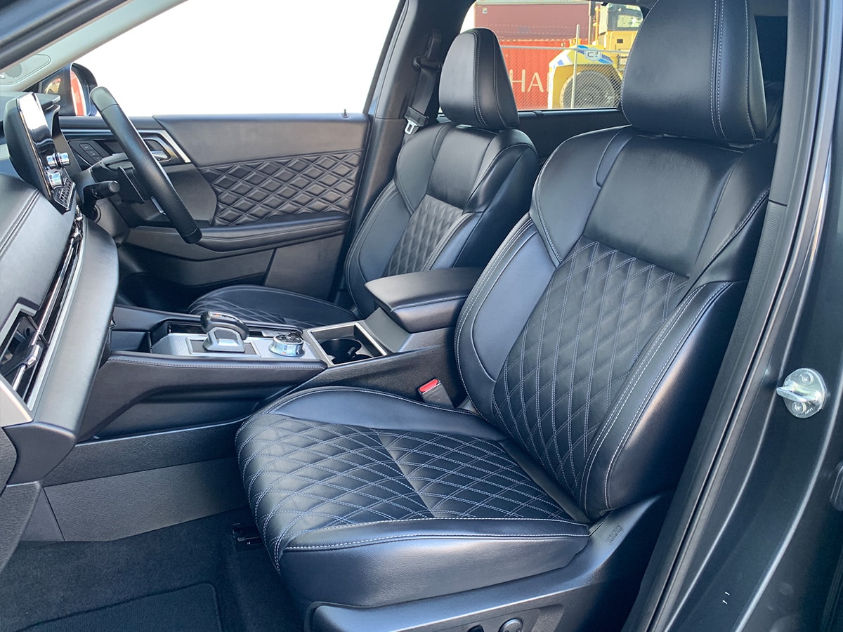 2024 Mitsubishi Outlander VRX 2.5L 4WD 7 Seater CVT Auto