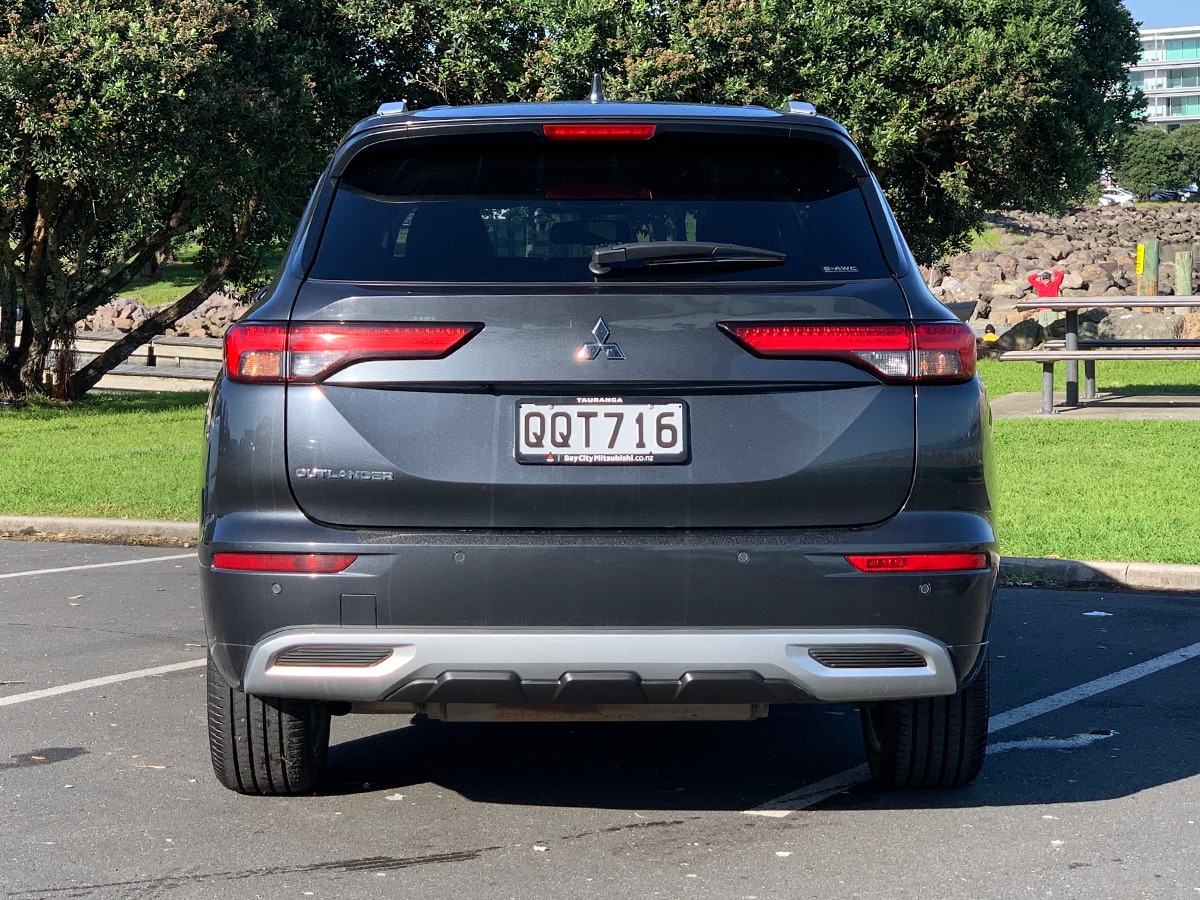 2024 Mitsubishi Outlander VRX 2.5L 4WD 7 Seater CVT Auto