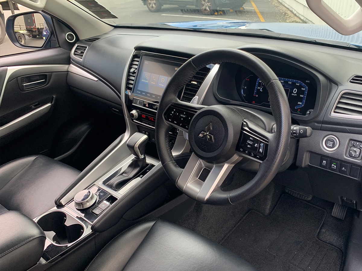 2024 Mitsubishi Pajero Sport VRX