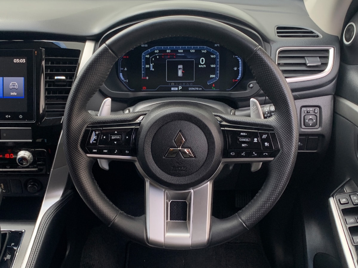 2024 Mitsubishi Pajero Sport VRX