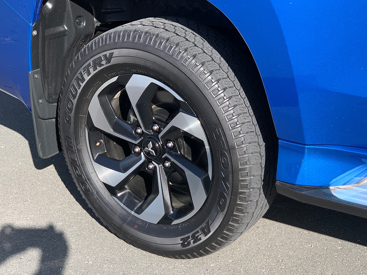 2024 Mitsubishi Pajero Sport VRX