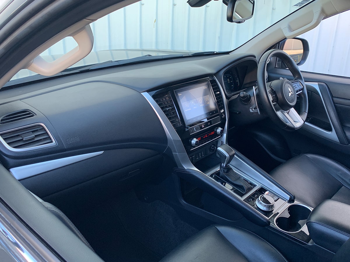 2024 Mitsubishi Pajero Sport VRX 4WD 7 Seater