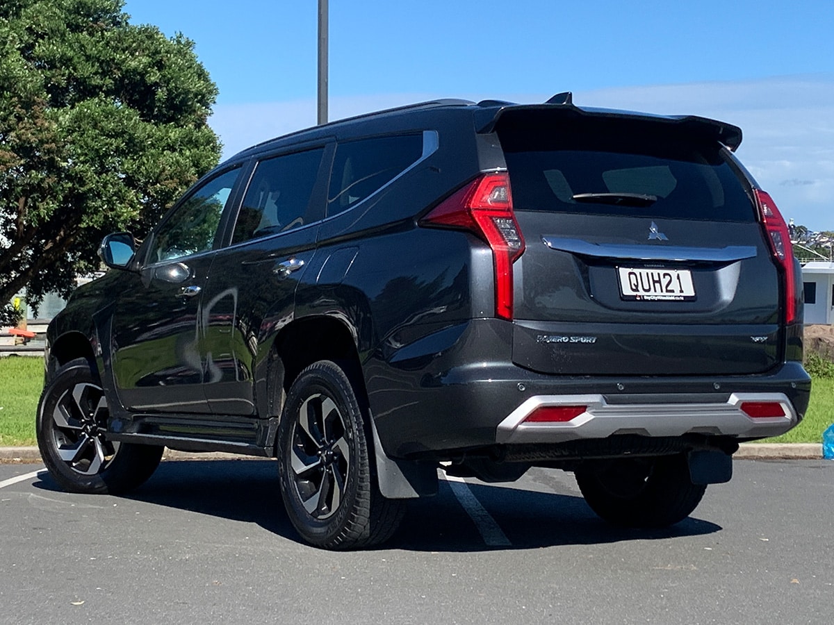2024 Mitsubishi Pajero Sport VRX 4WD 7 Seater