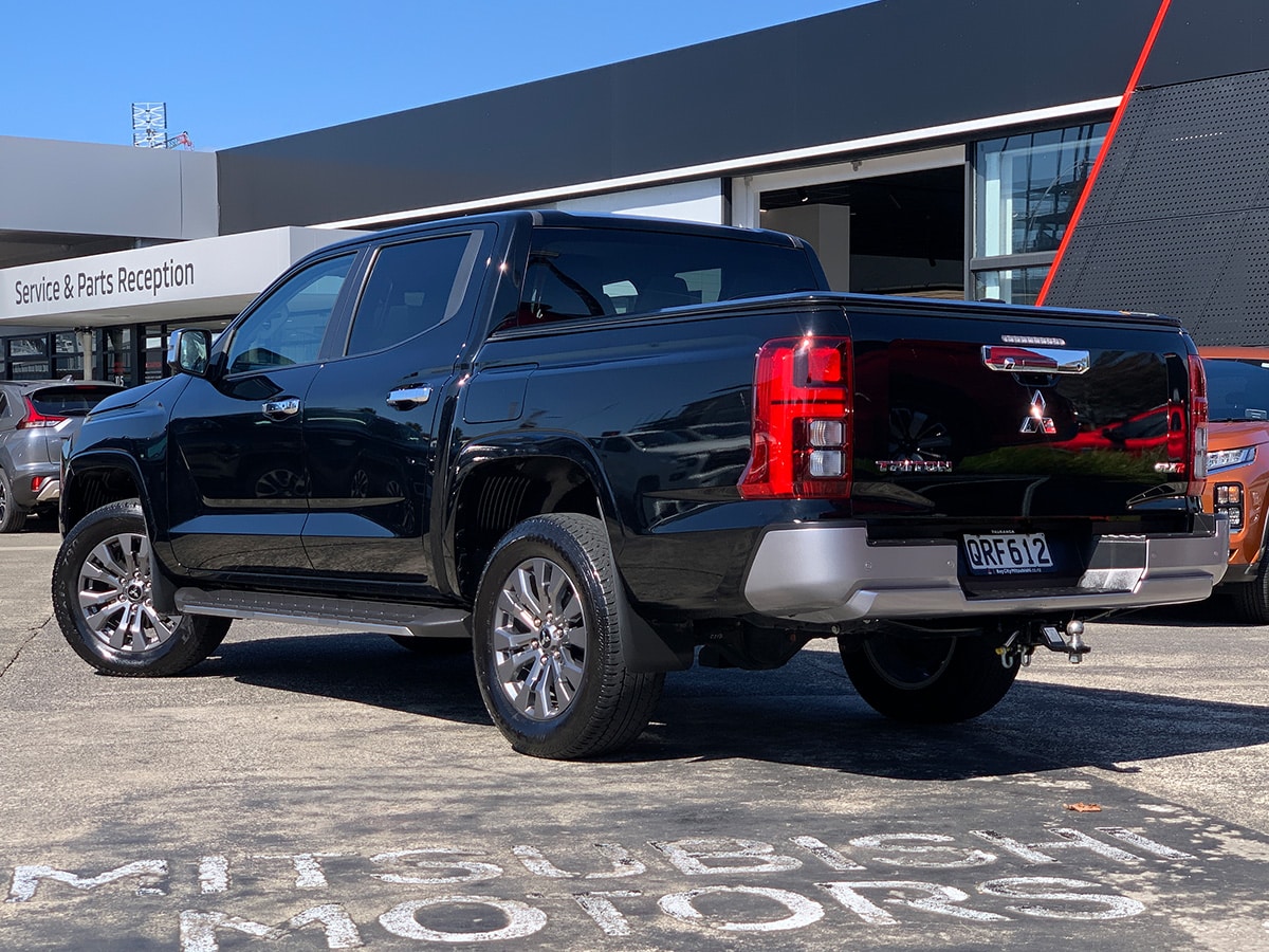 2024 Mitsubishi Triton GLXR 2WD 2.4L Bi-Turbo Diesel 6 Speed Auto