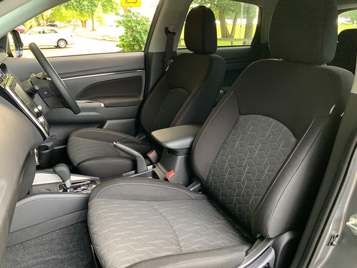 2025 Mitsubishi ASX LS 2WD 2.0L – Save $2303