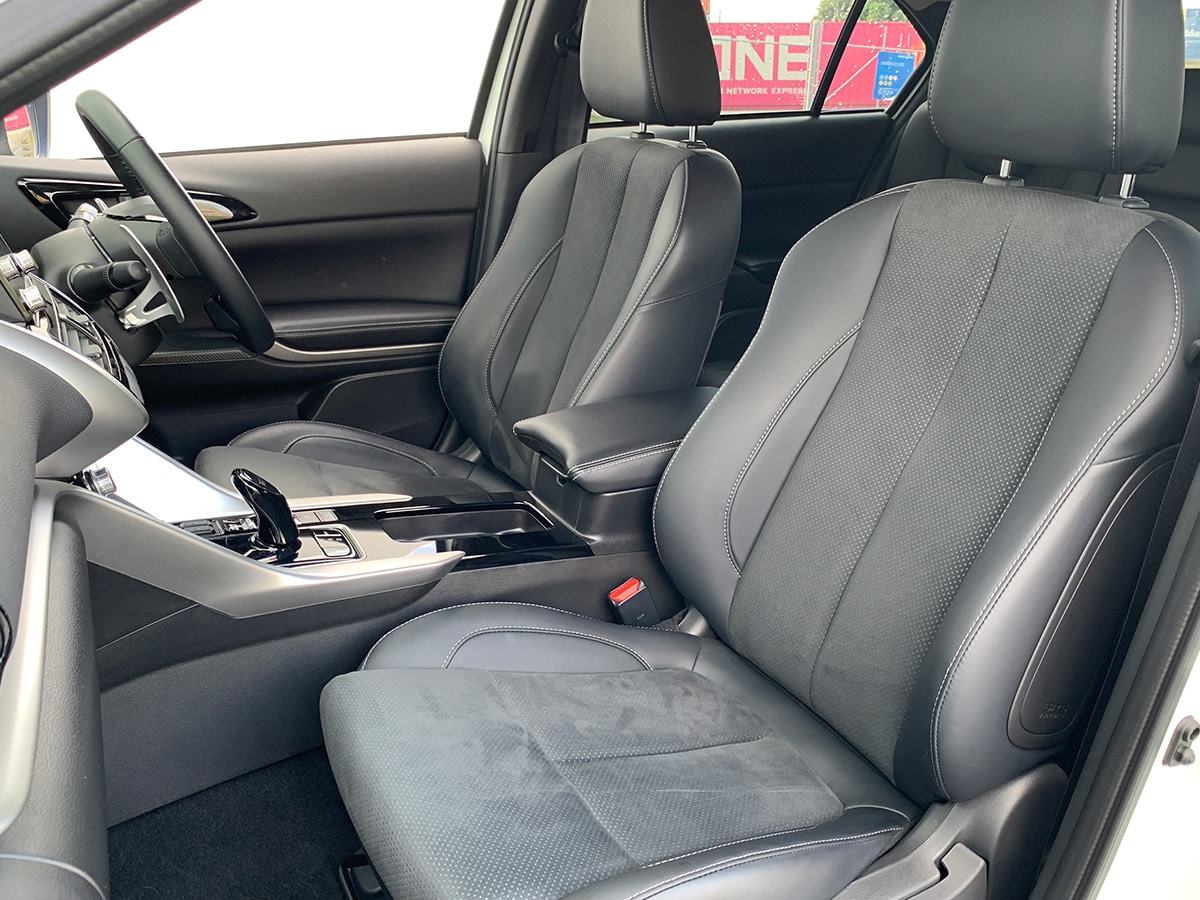 2025 Mitsubishi Eclipse Cross PHEV XLS 4WD Hybrid – Save $3603