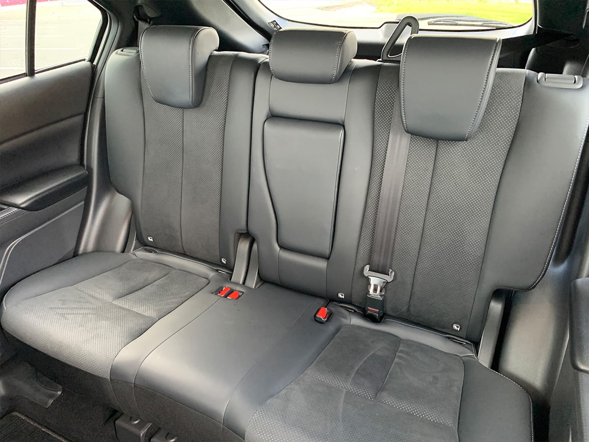 2025 Mitsubishi Eclipse Cross PHEV XLS 4WD Hybrid – Save $3603