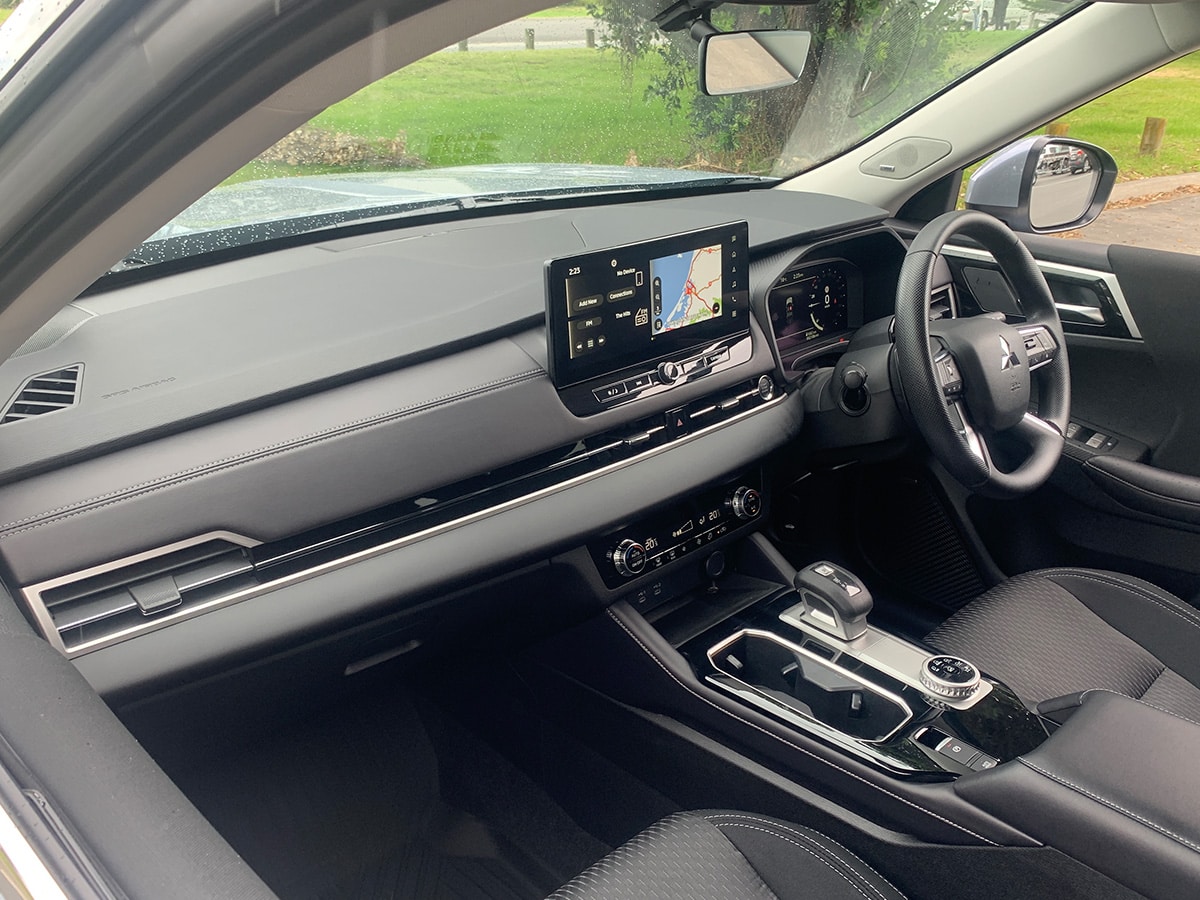 2025 Mitsubishi Outlander LS 2WD 2.5L Petrol Auto