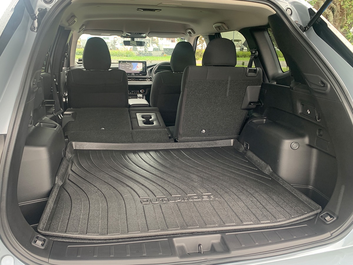 2025 Mitsubishi Outlander LS 2WD 2.5L Petrol Auto