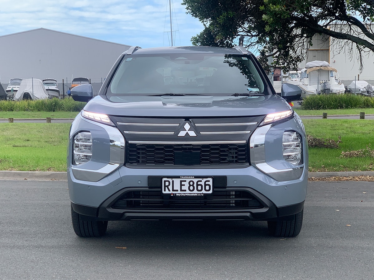 2025 Mitsubishi Outlander LS 2WD 2.5L Petrol Auto