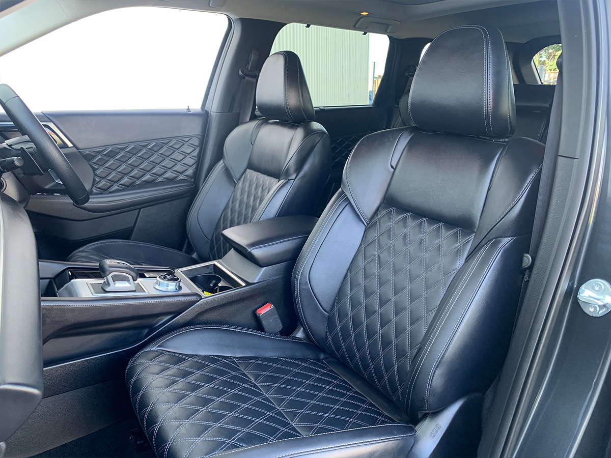 2025 Mitsubishi Outlander VRX 2.5L 4WD 7 Seater CVT Auto