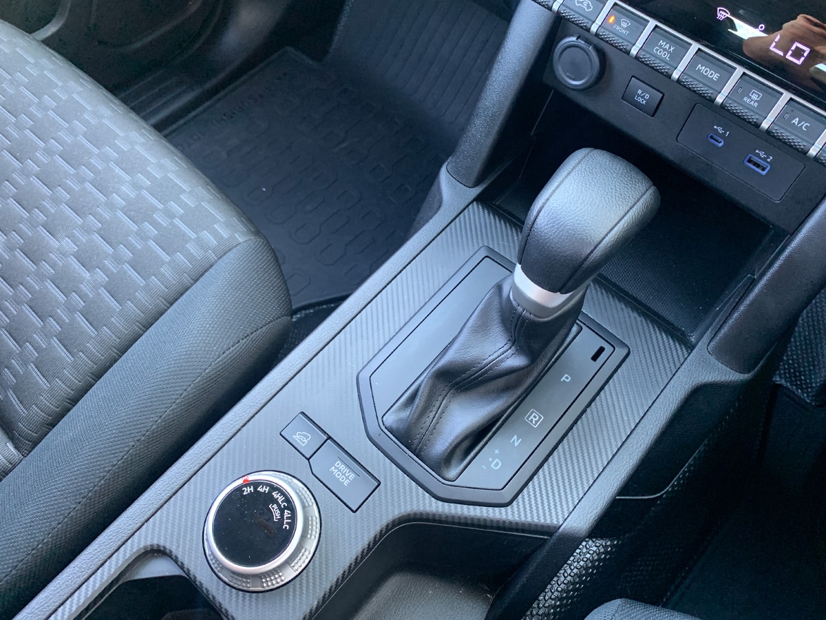 2025 Mitsubishi Triton GLX Double Cab 4WD – Save $4202