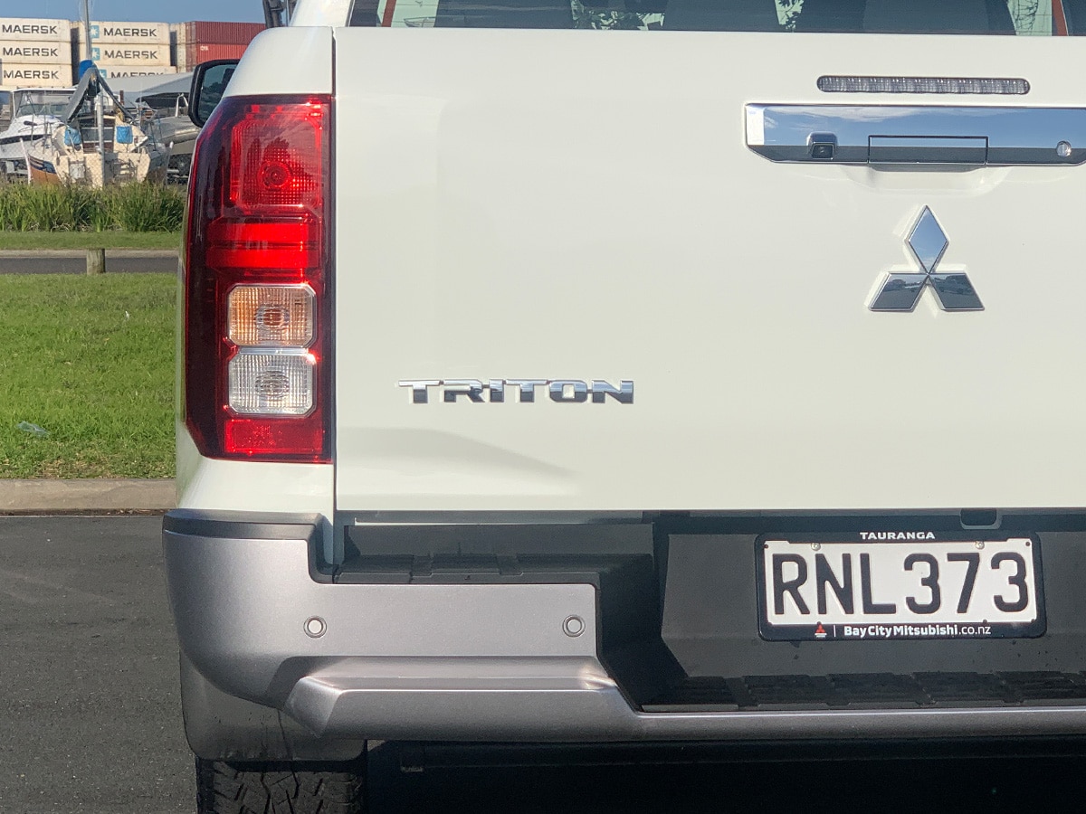 2025 Mitsubishi Triton GLX Double Cab 4WD – Save $4202