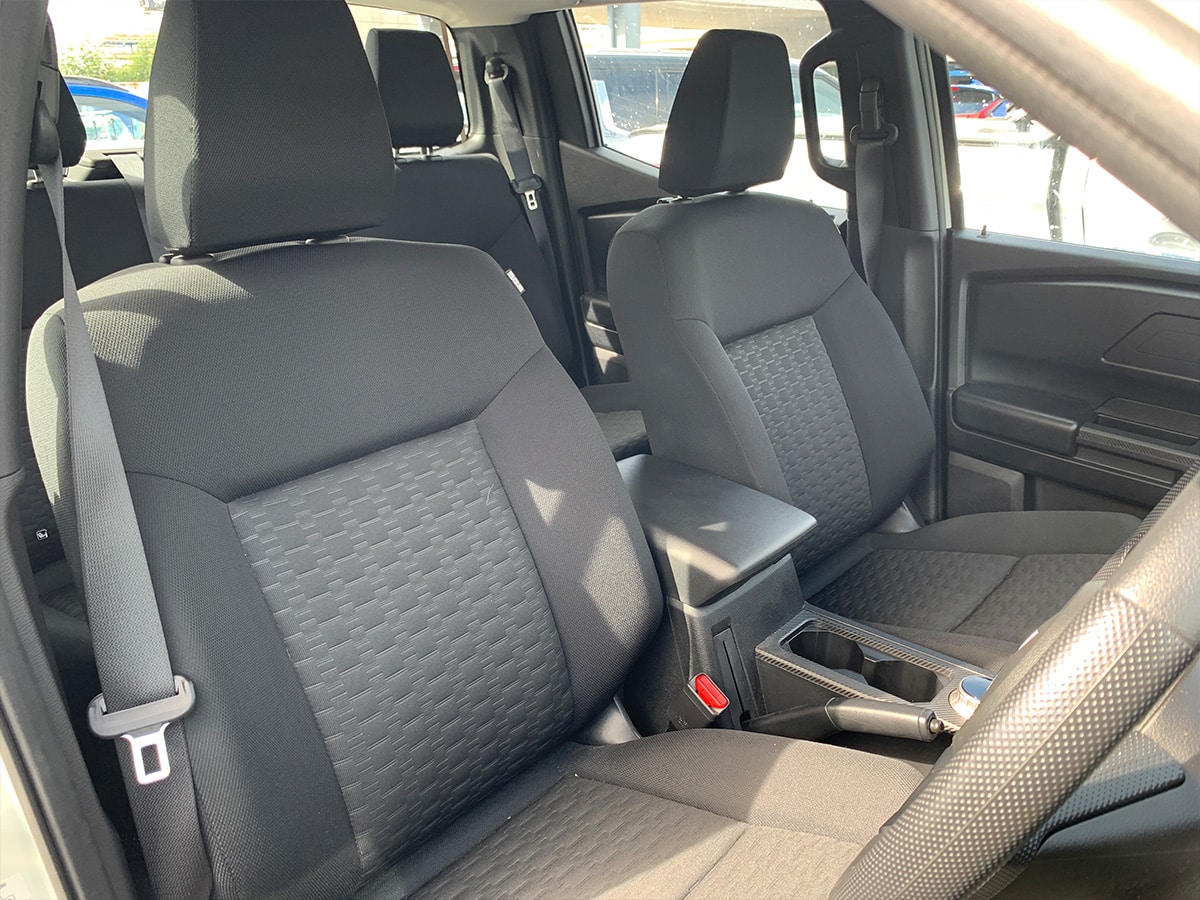 2025 Mitsubishi Triton GLX Double Cab 4WD – Save $4202