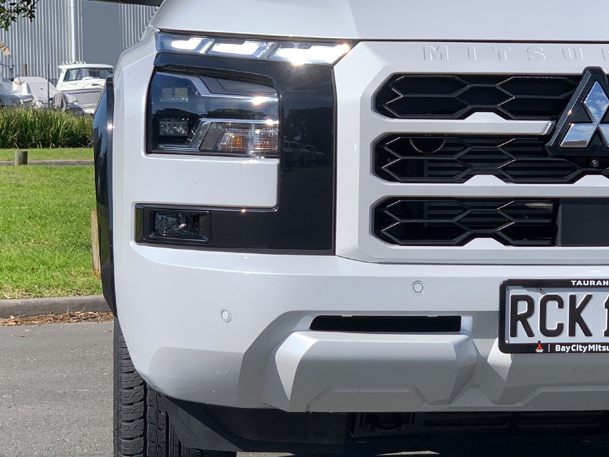 2025 Mitsubishi Triton VRX 4WD 2.4L Bi-Turbo Diesel 6 Speed Auto