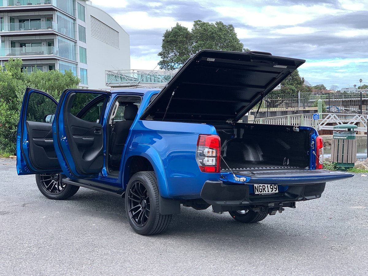 2021 Mitsubishi Triton GLSB 4WD 2.4L Diesel Turbo 6 Speed Auto