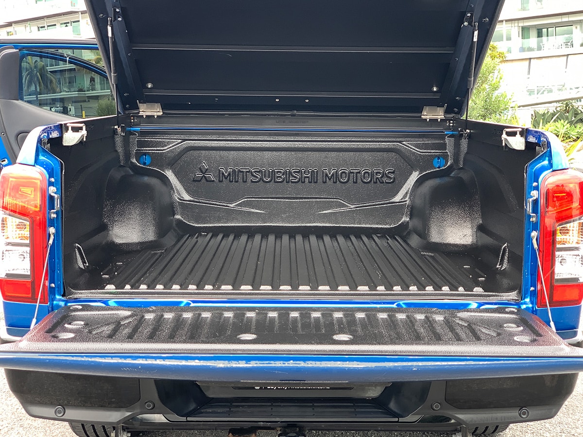 2021 Mitsubishi Triton GLSB 4WD 2.4L Diesel Turbo 6 Speed Auto