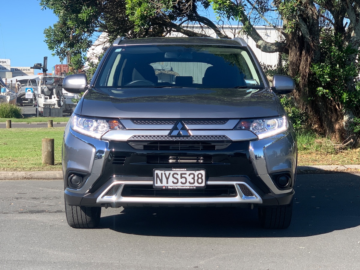 2022 Mitsubishi Outlander LS 2.4L Petrol 7 Seater Automatic