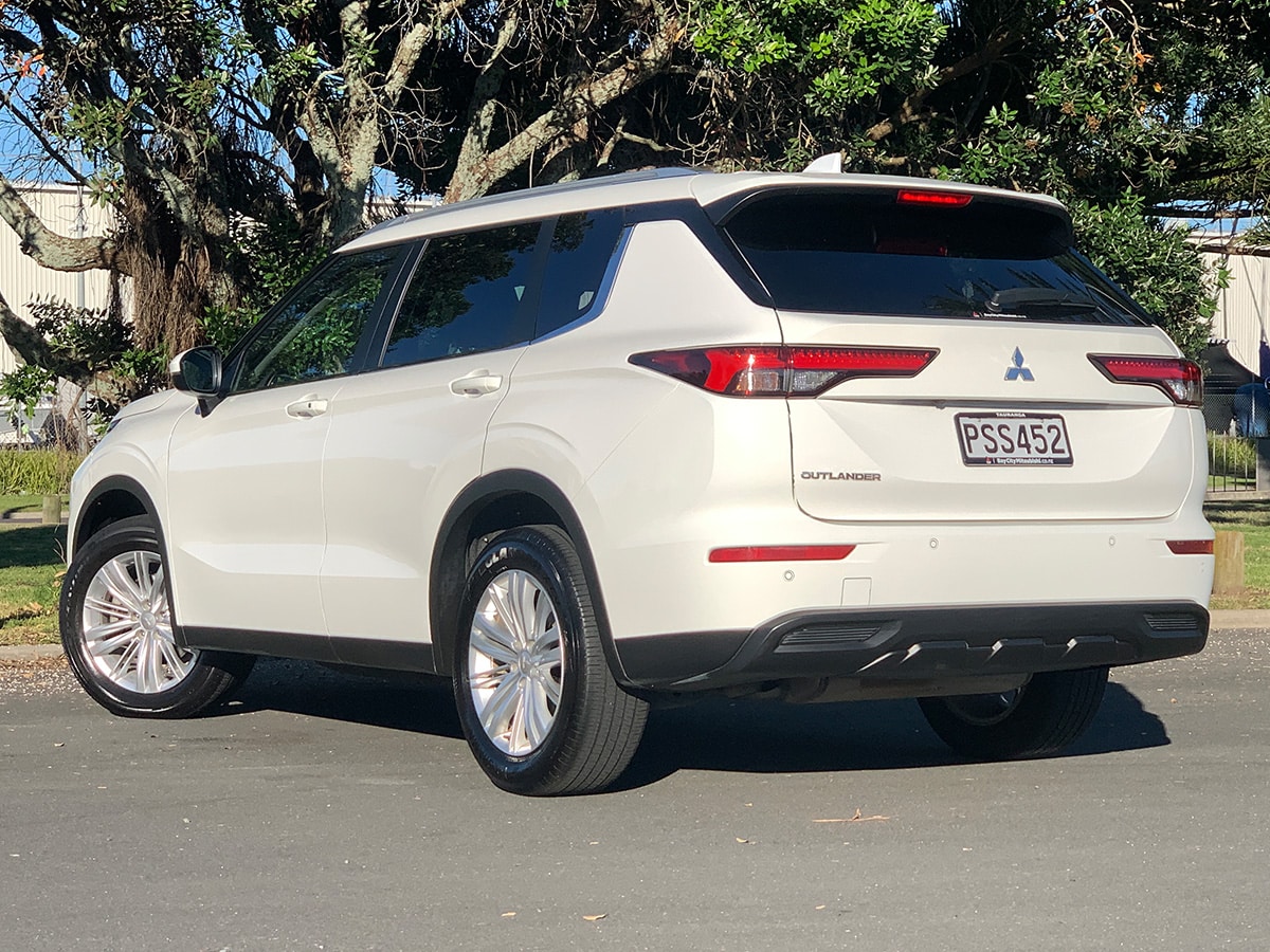 2023 Mitsubishi Outlander LS 4WD 2.5L Petrol Auto