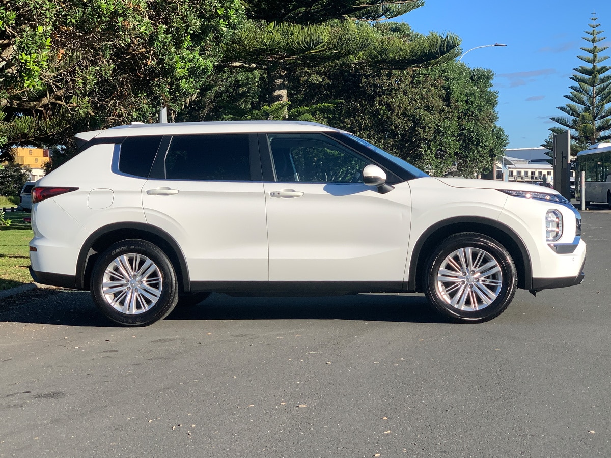 2023 Mitsubishi Outlander LS 4WD 2.5L Petrol Auto