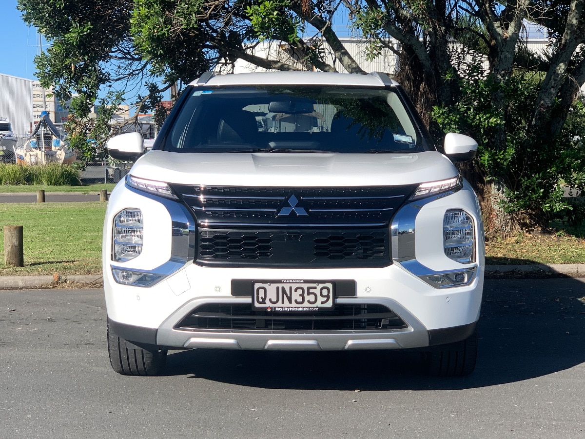 2024 Mitsubishi Outlander XLS 4WD 7 Seater 2.5L Petrol Auto