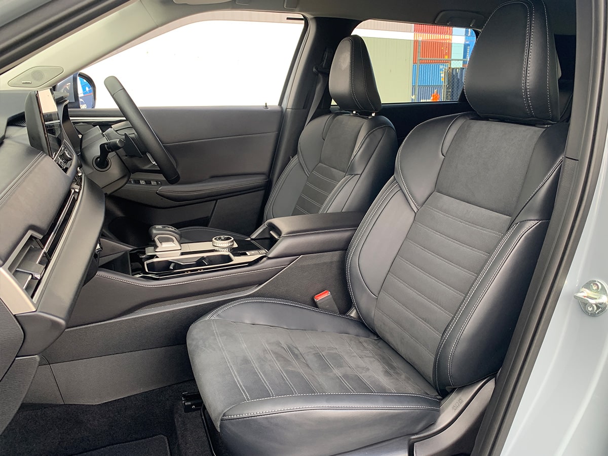 2025 Mitsubishi Outlander XLS 2WD 7 Seater 2.5L Petrol – SAVE $3,464