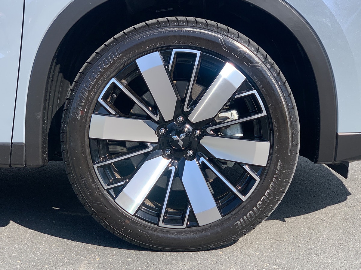 2025 Mitsubishi Outlander XLS 2WD 7 Seater 2.5L Petrol – SAVE $3,464