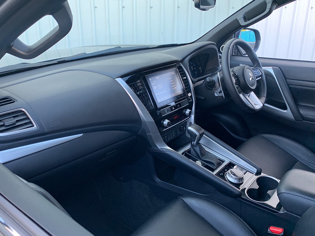 2026 Mitsubishi Pajero Sport VRX Black Edition – SAVE $9603!