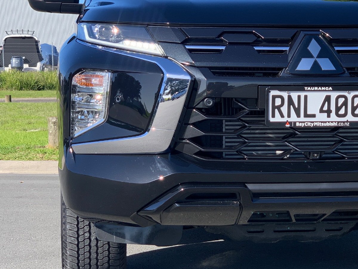 2026 Mitsubishi Pajero Sport VRX Black Edition – SAVE $9603!