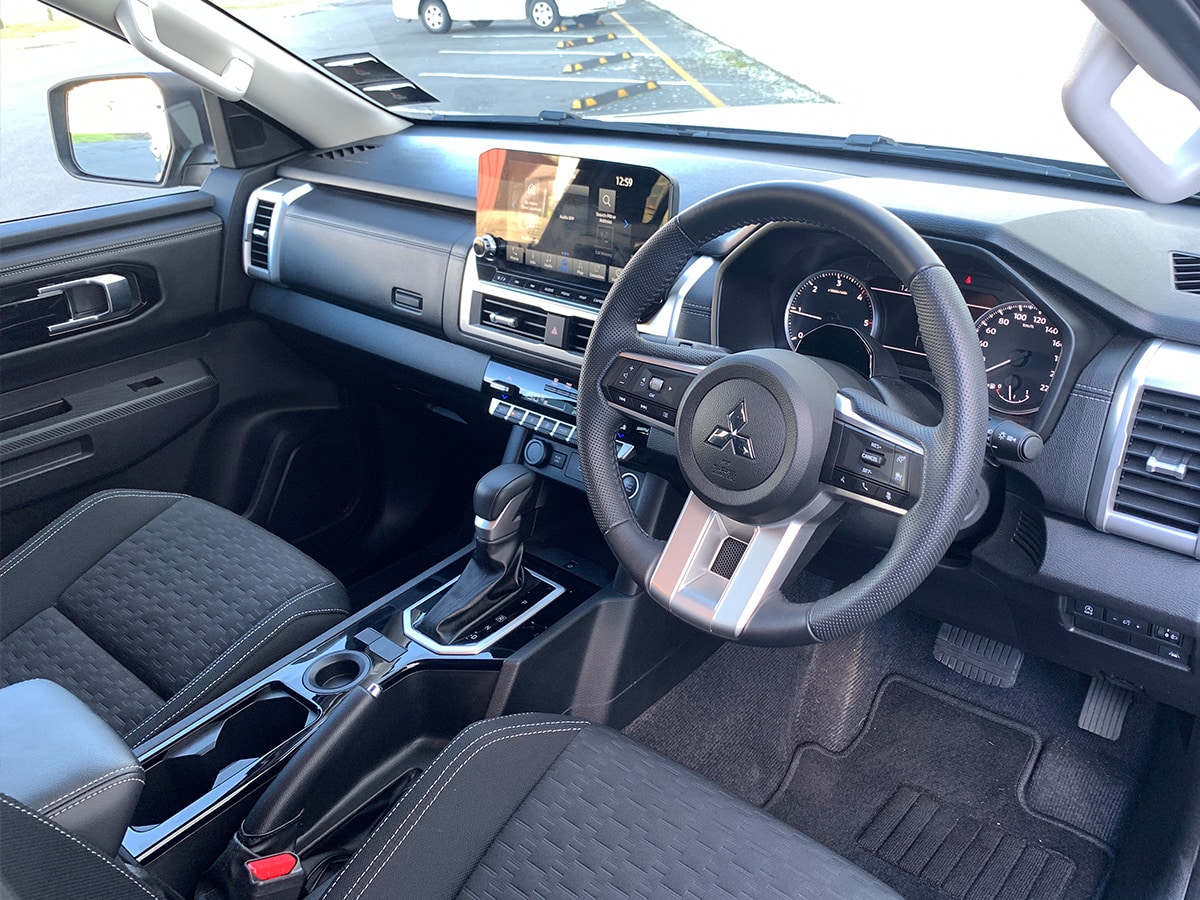 2026 Mitsubishi Triton GLXR 2WD 2.4L Bi-Turbo Diesel 6 Speed Auto – SAVE $4106