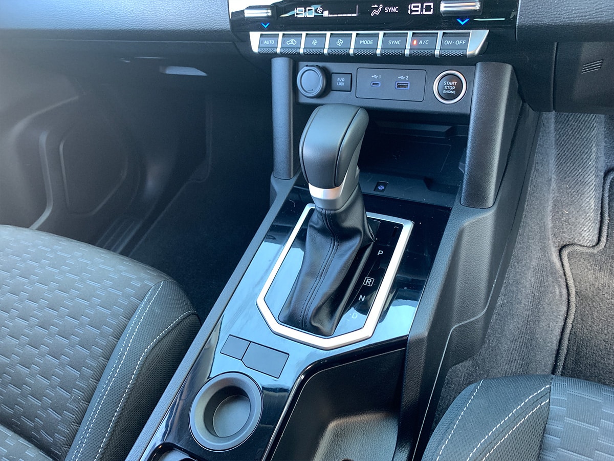 2026 Mitsubishi Triton GLXR 2WD 2.4L Bi-Turbo Diesel 6 Speed Auto – SAVE $4106
