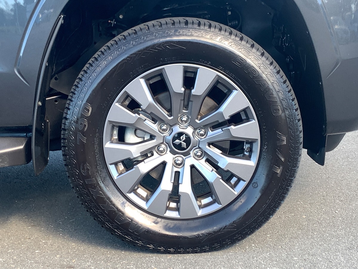 2026 Mitsubishi Triton GLXR 2WD 2.4L Bi-Turbo Diesel 6 Speed Auto – SAVE $4106