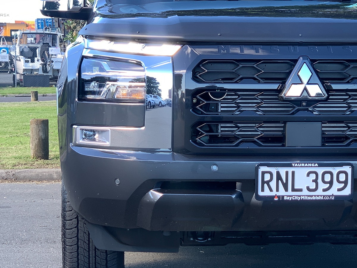 2026 Mitsubishi Triton GLXR 2WD 2.4L Bi-Turbo Diesel 6 Speed Auto – SAVE $4106