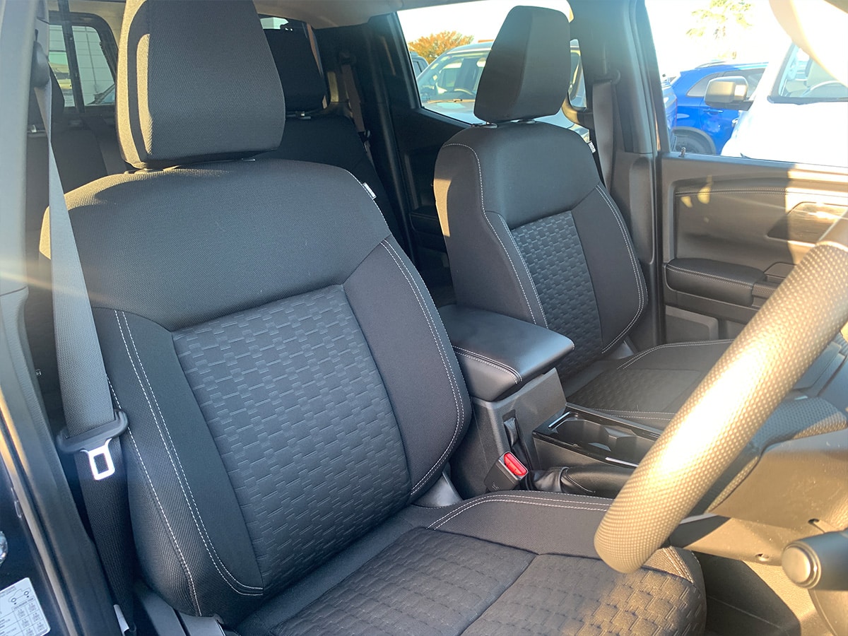 2026 Mitsubishi Triton GLXR 2WD 2.4L Bi-Turbo Diesel 6 Speed Auto – SAVE $4106