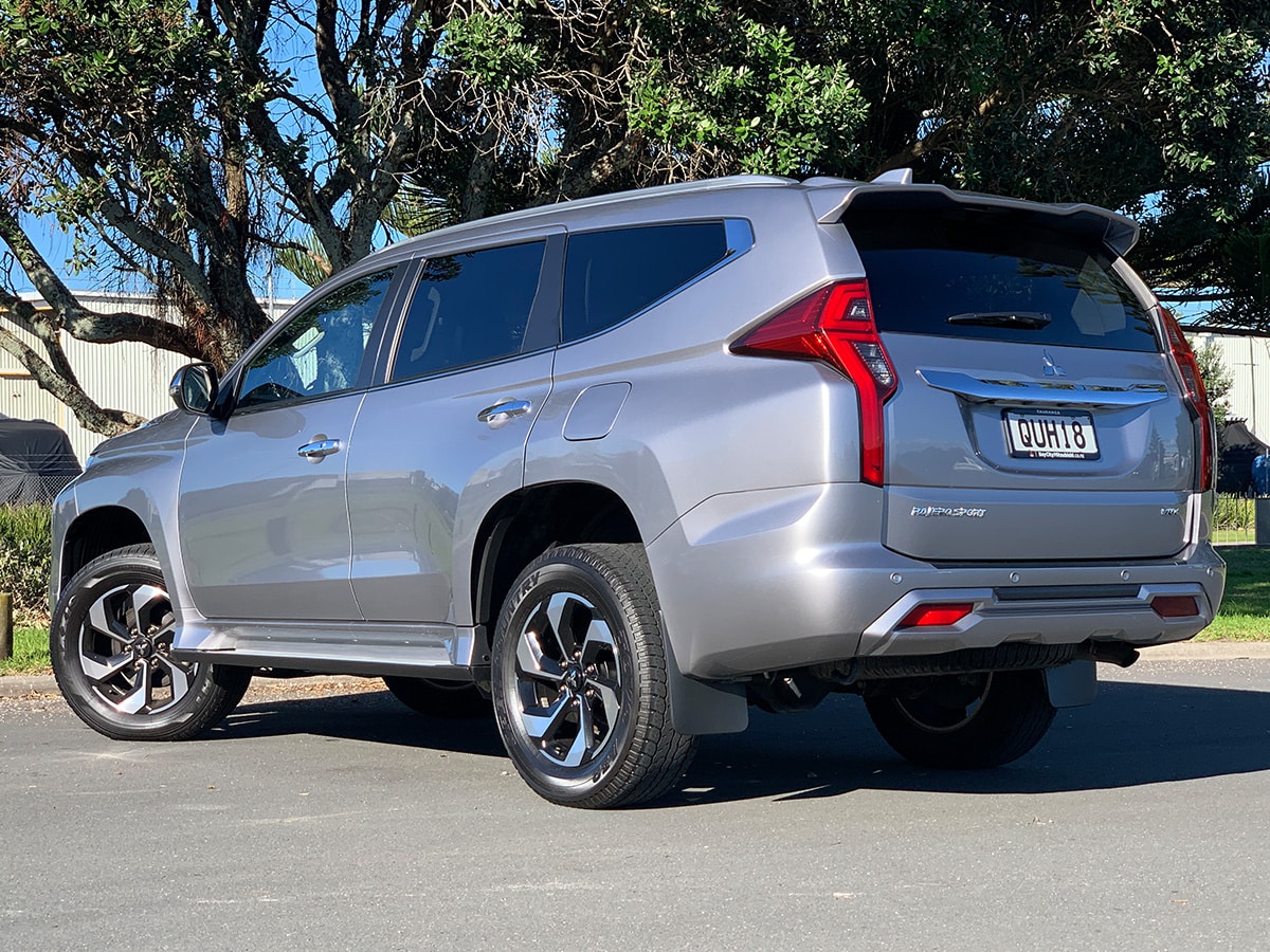 2024 Mitsubishi Pajero Sport VRX