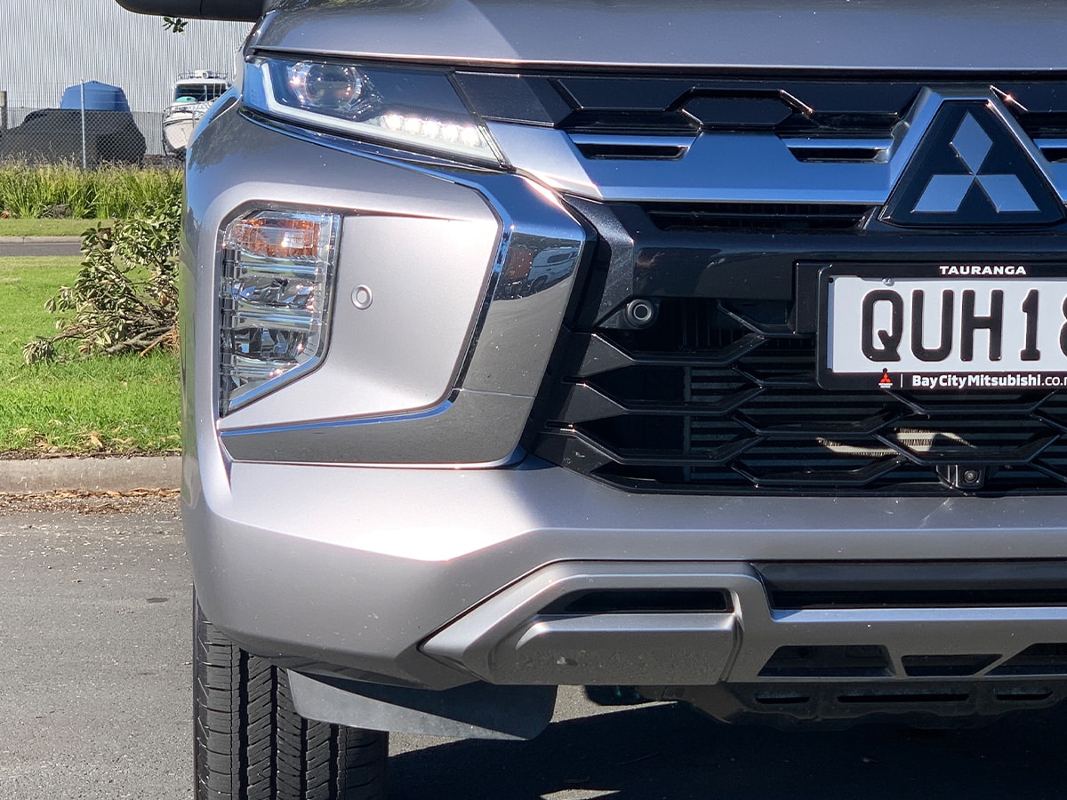 2024 Mitsubishi Pajero Sport VRX