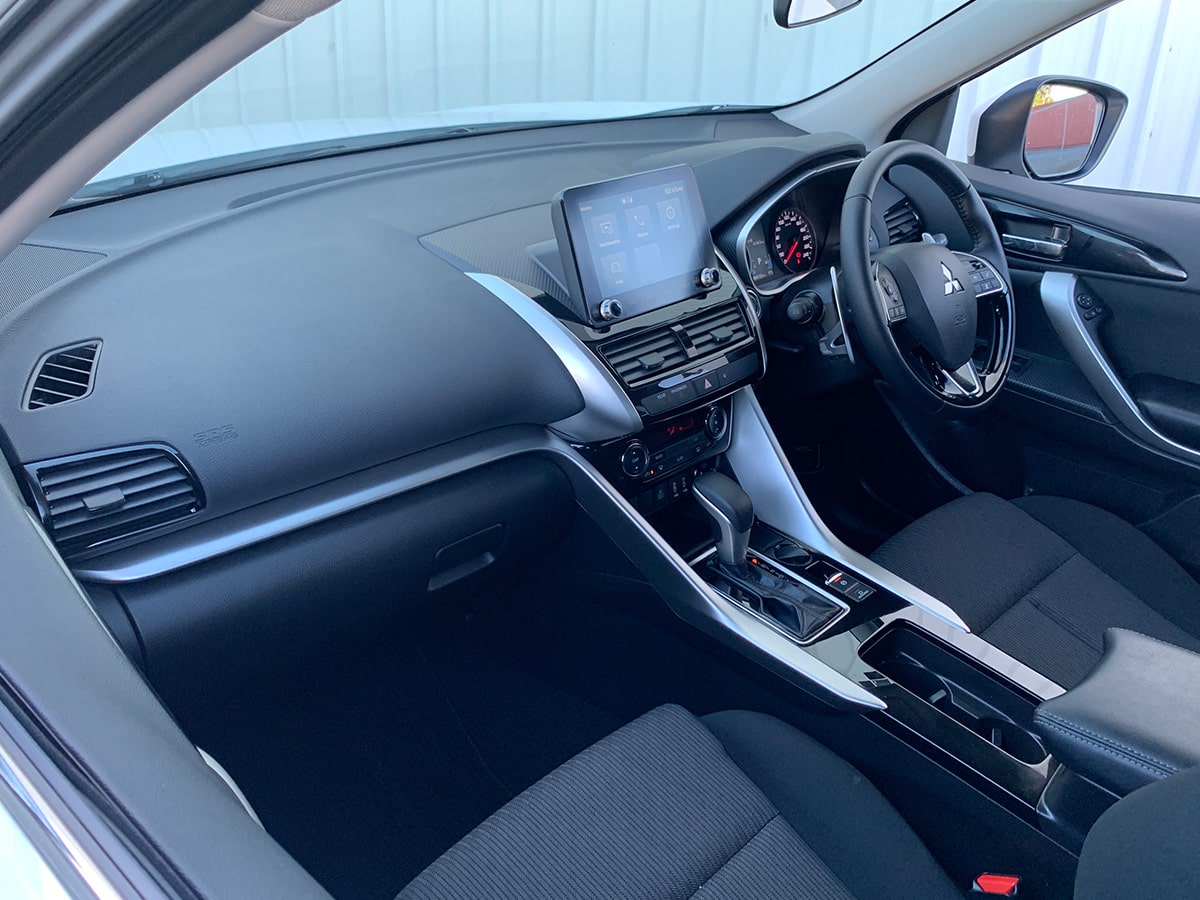 2025 Mitsubishi Eclipse Cross XLS 2WD – SAVE $5603