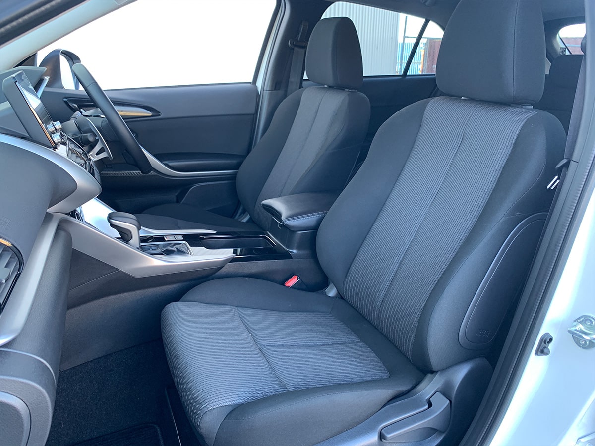 2025 Mitsubishi Eclipse Cross XLS 2WD – SAVE $5603