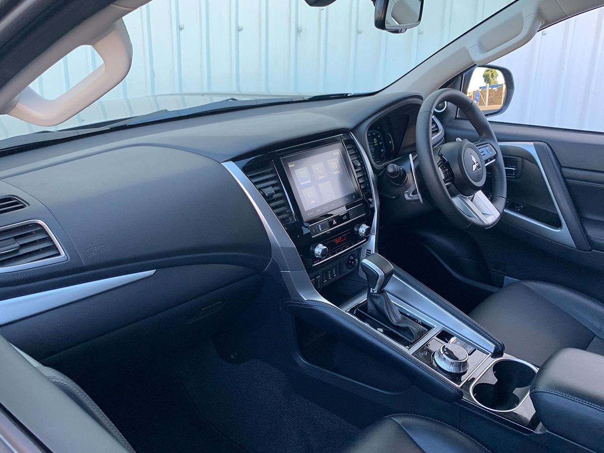2026 Mitsubishi Pajero Sport VRX