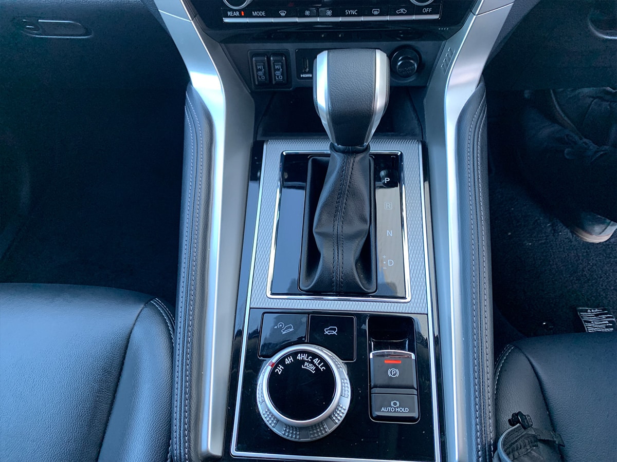 2026 Mitsubishi Pajero Sport VRX