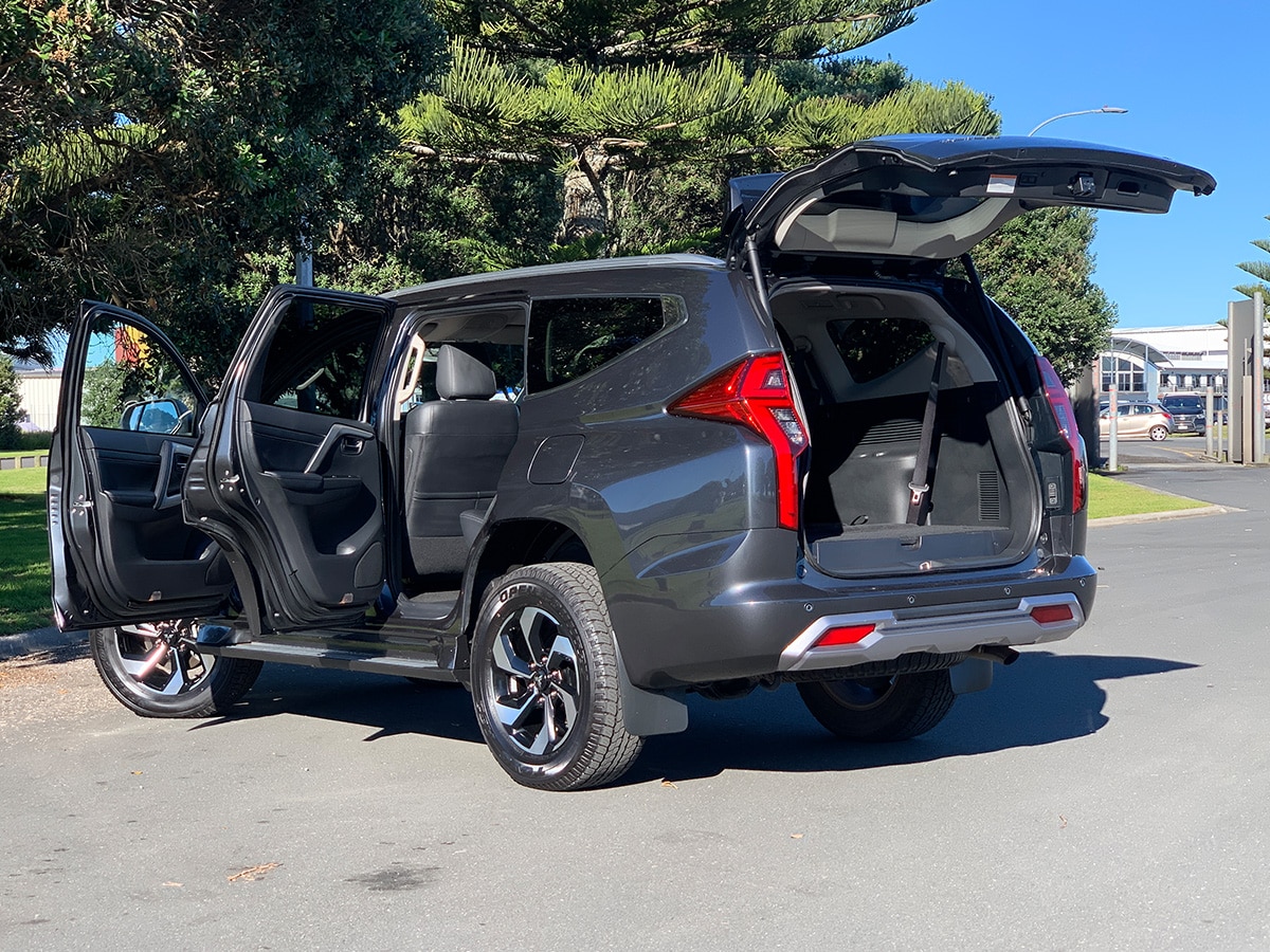 2026 Mitsubishi Pajero Sport VRX
