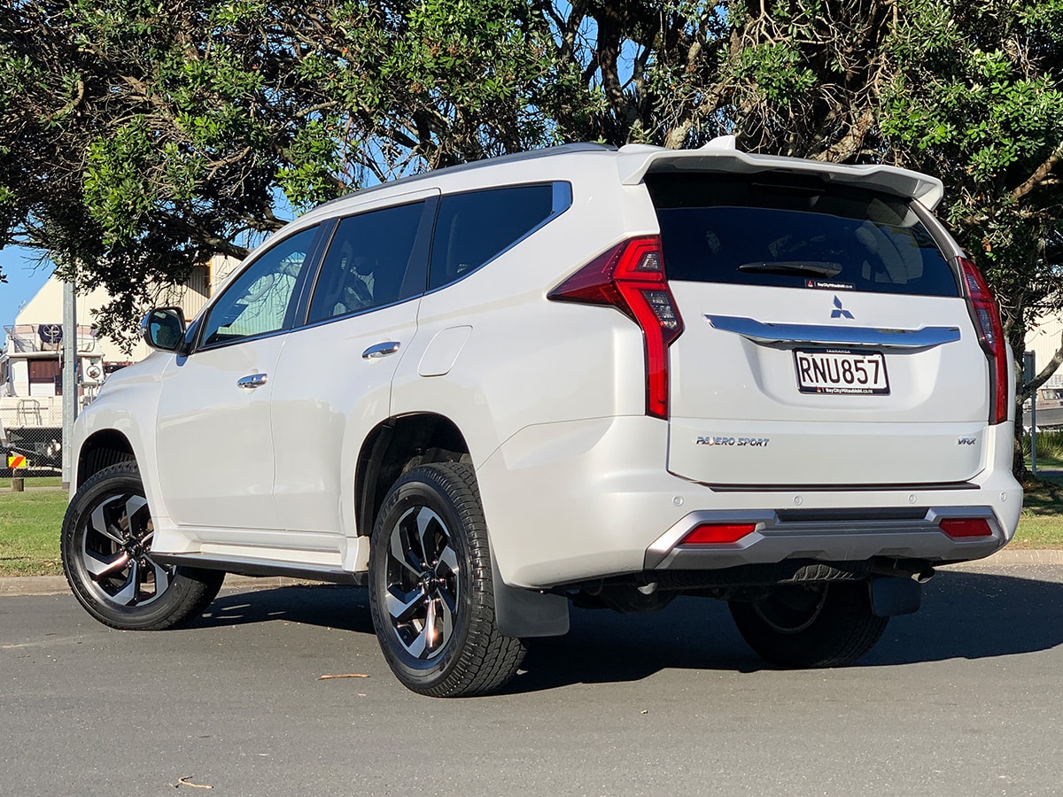 2026 Mitsubishi Pajero Sport VRX