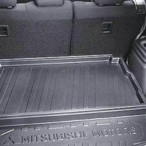Outlander hard cargo liner