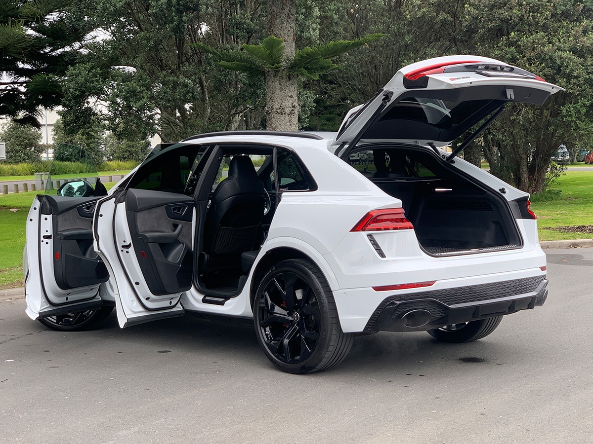 2022 Audi Q8 RS 4.0L Petrol Turbo 4WD